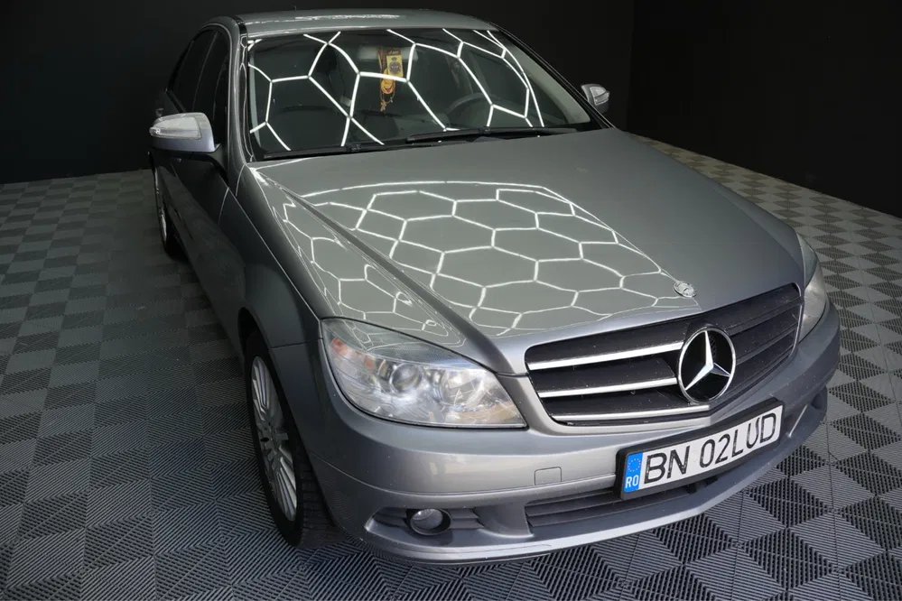 Fotografie: 2007 Mercedes-Benz C