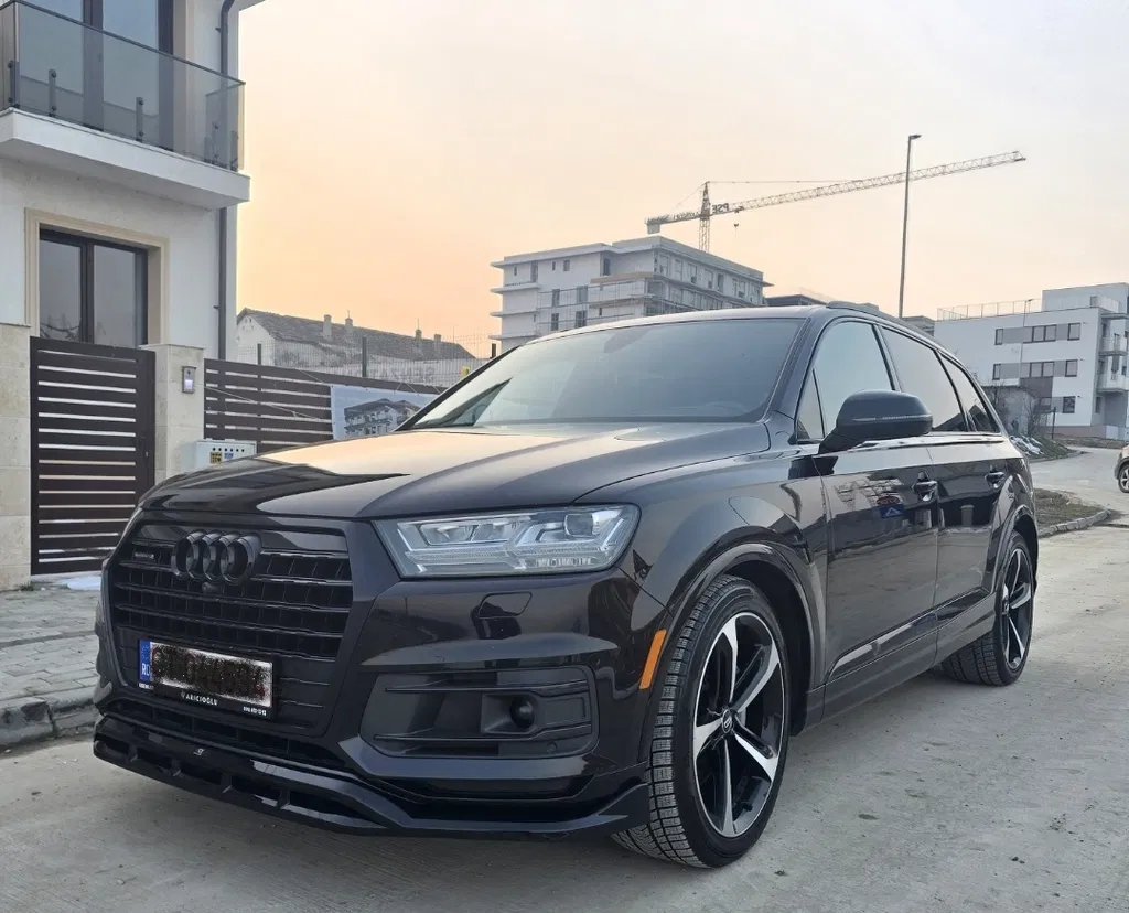Fotografie: 2018 Audi Q7