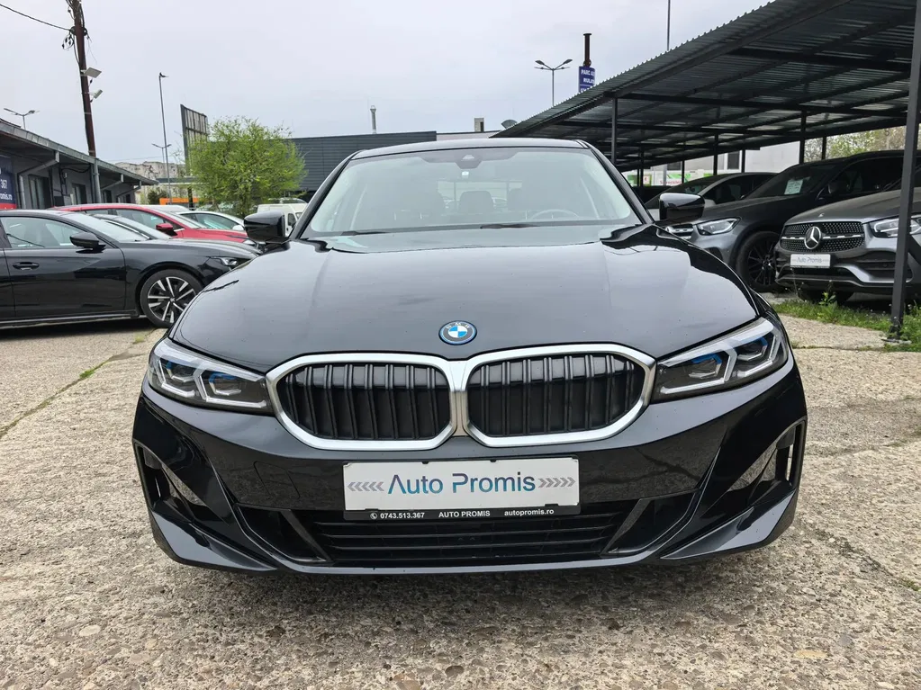 Fotografie: 2023 BMW Seria 3
