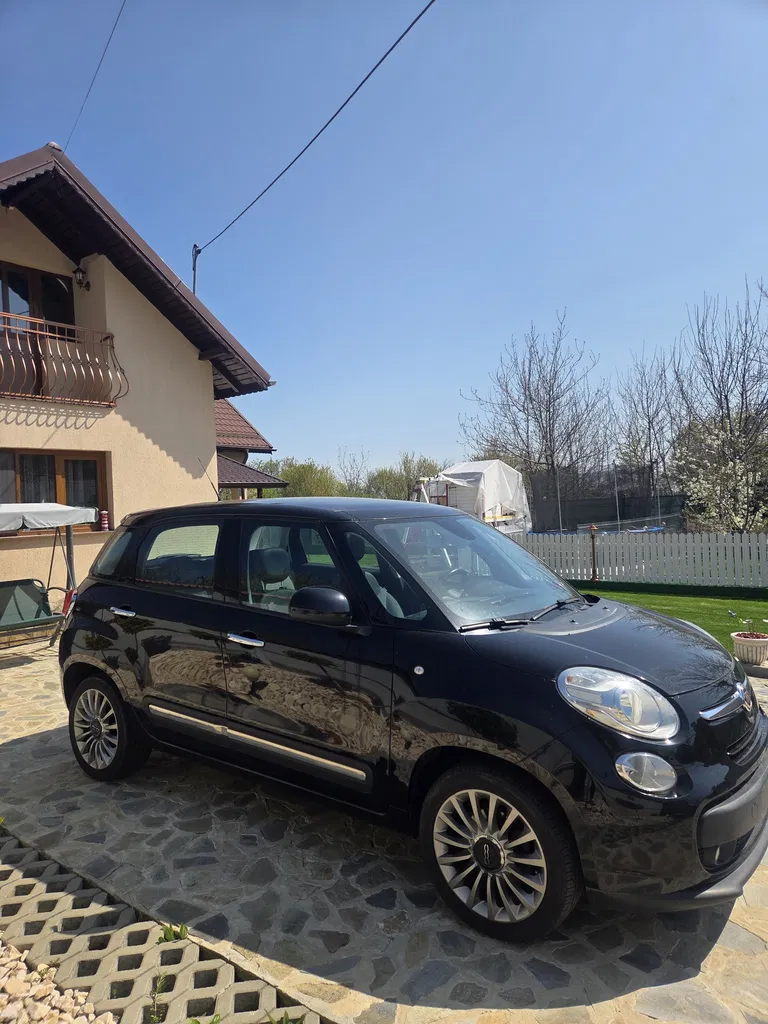 Fotografie: 2015 Fiat 500L