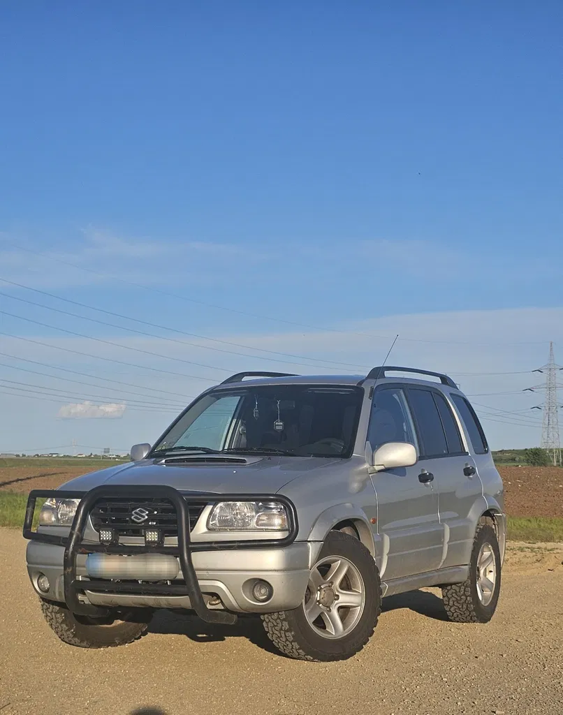 Fotografie: 2003 Suzuki Grand Vitara
