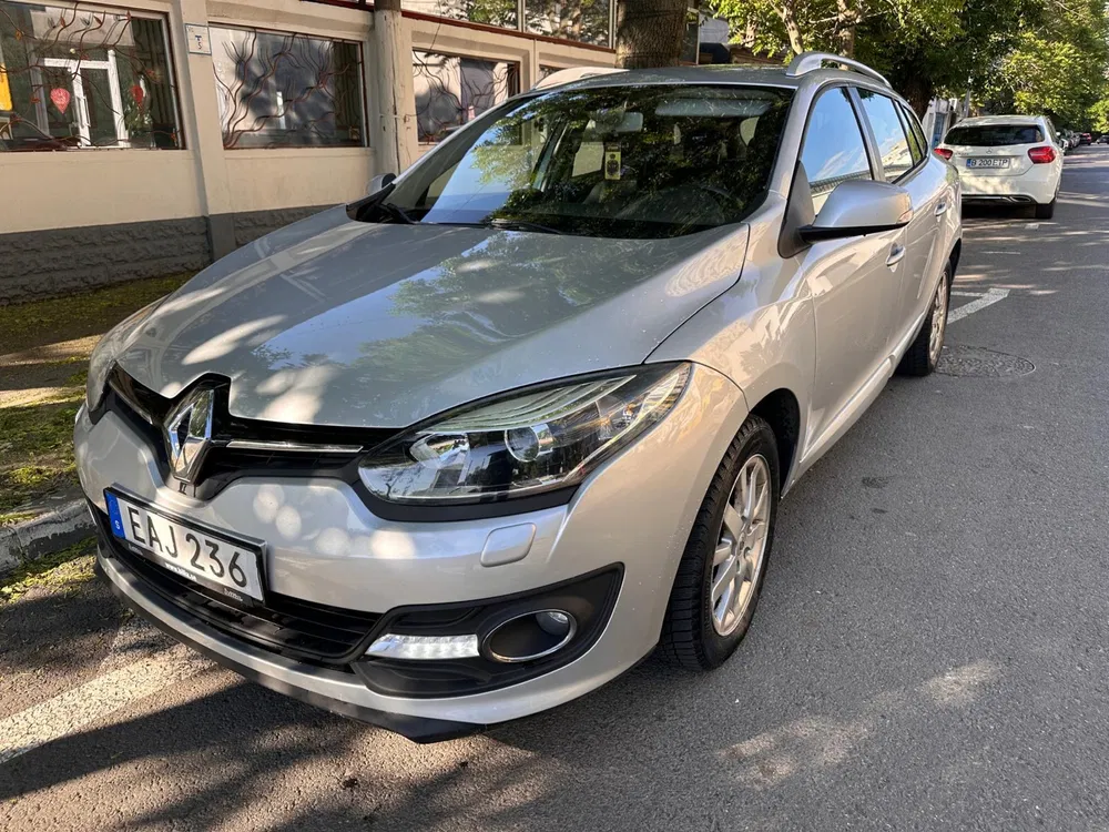 Fotografie: 2014 Renault Megane