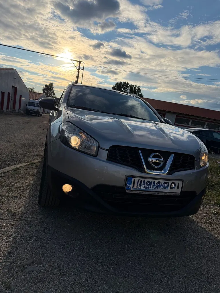 Fotografie: 2011 Nissan Qashqai