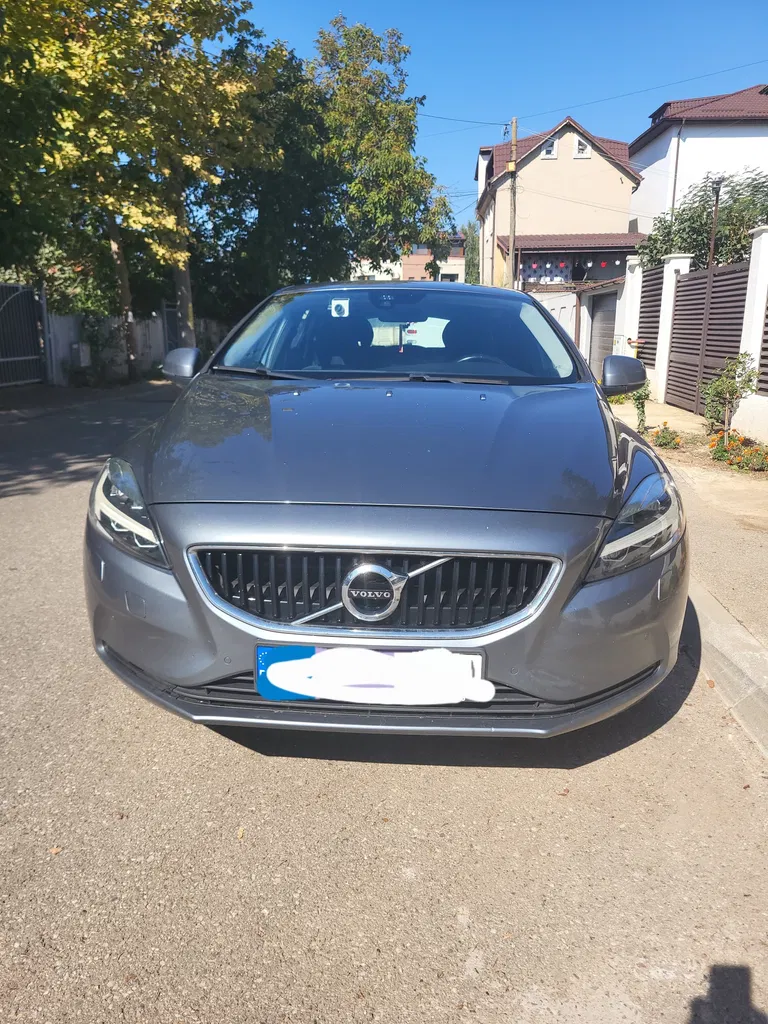 Fotografie: 2017 Volvo V40
