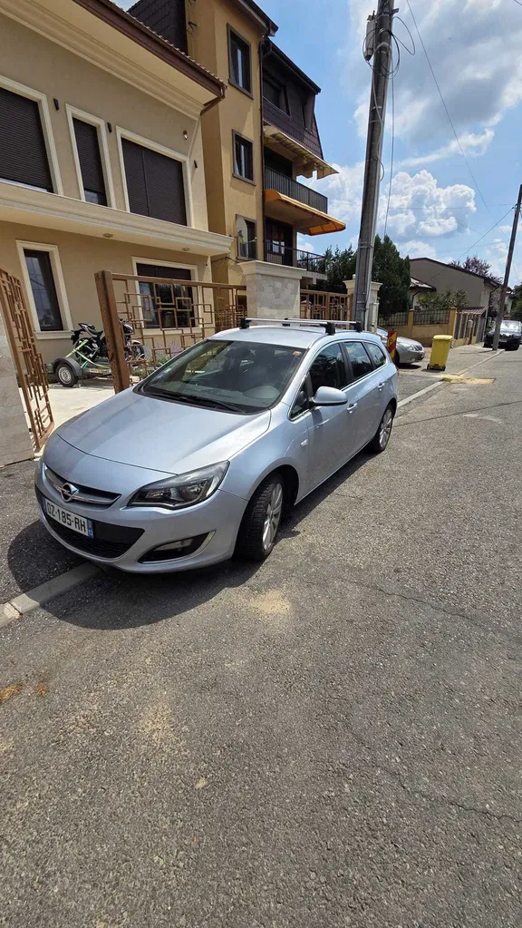Fotografie: 2016 Opel Astra