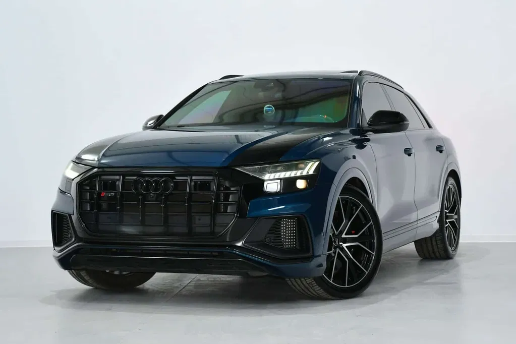 Fotografie: 2021 Audi SQ8