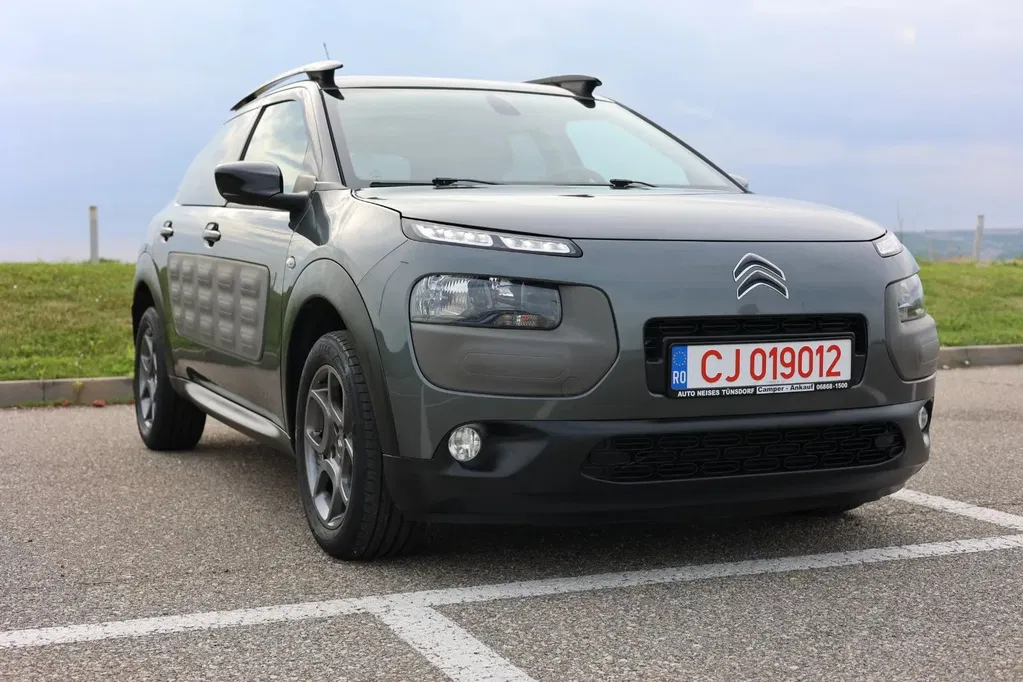 Fotografie: 2016 Citroen C4 Cactus