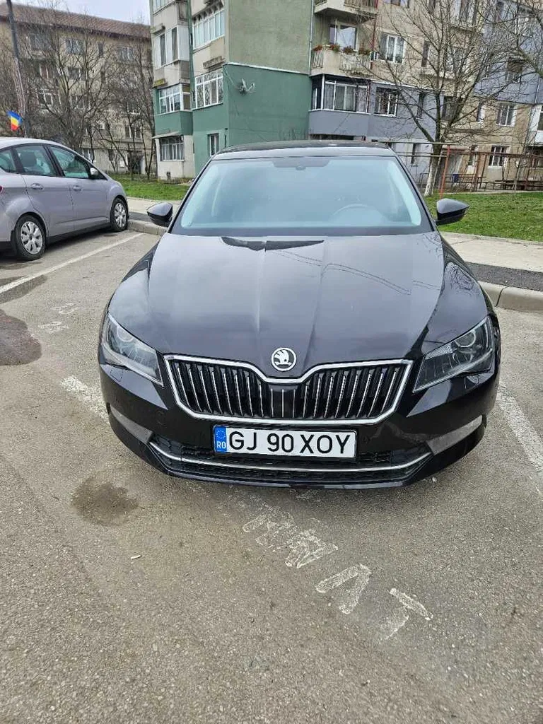 Fotografie: 2017 Skoda Superb