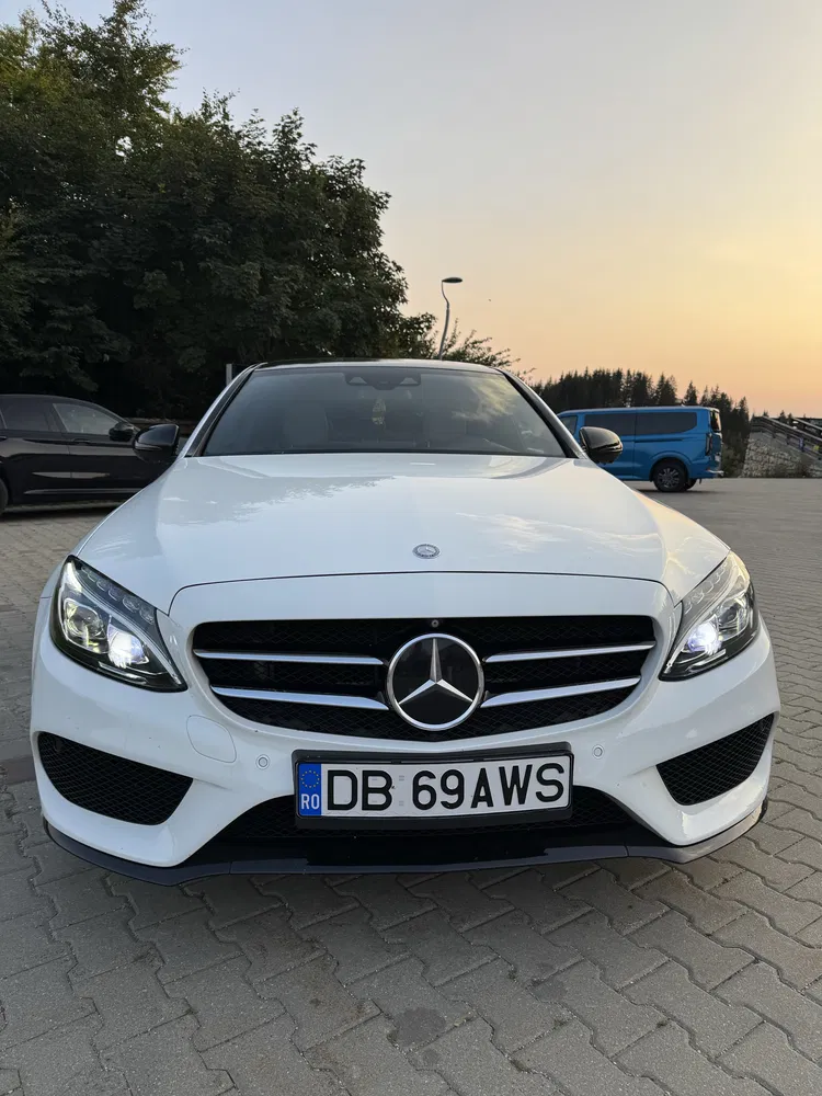 Fotografie: 2016 Mercedes-Benz C