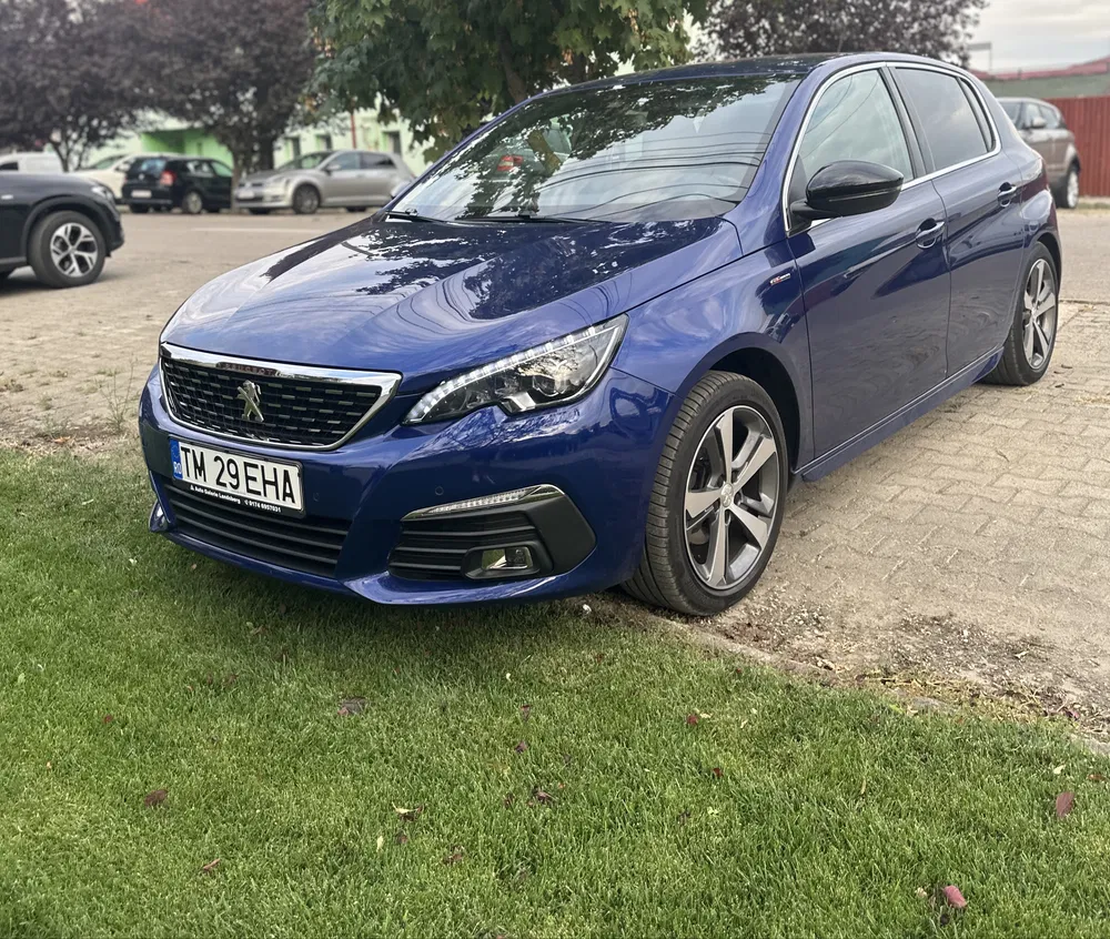Fotografie: 2017 Peugeot 308