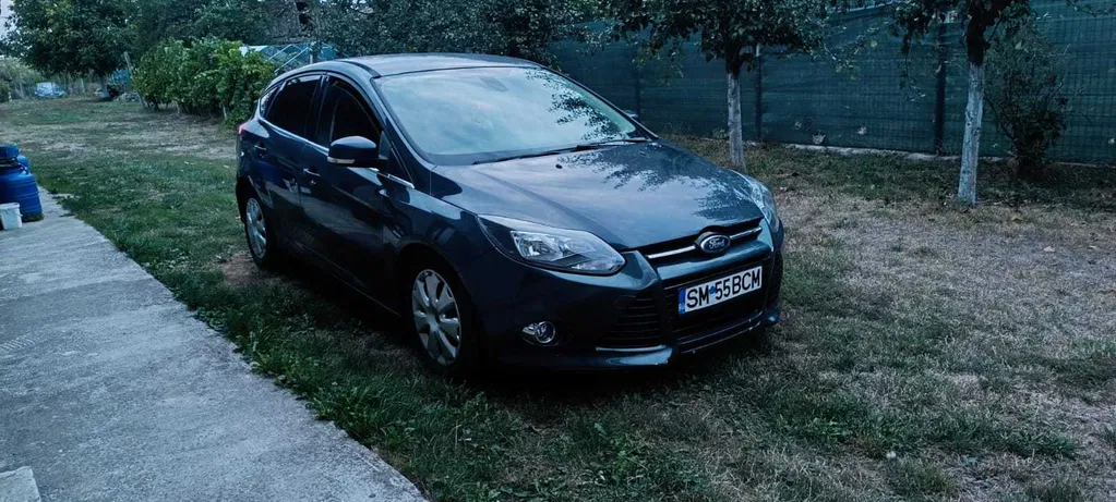 Fotografie: 2011 Ford Focus