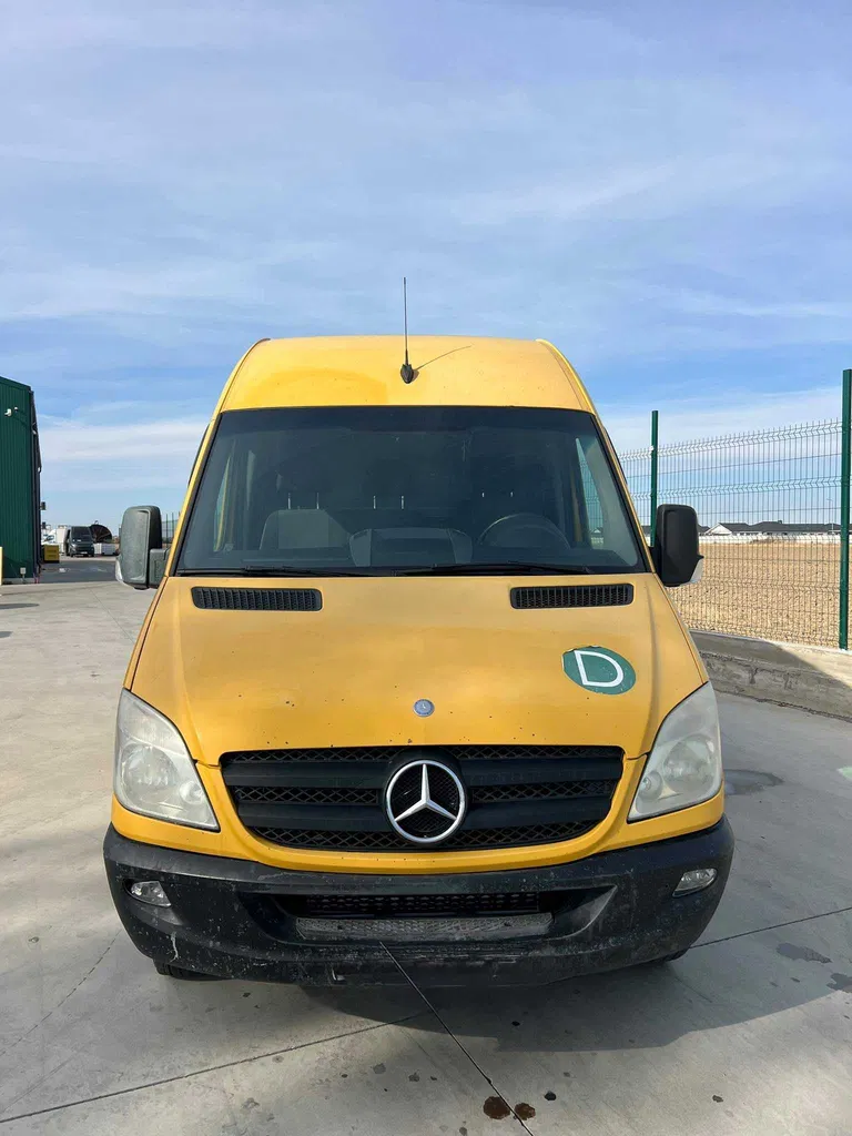 Fotografie: 2010 Mercedes-Benz Sprinter