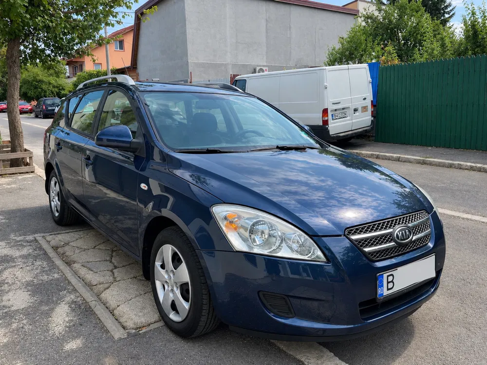 Fotografie: 2009 Kia Ceed