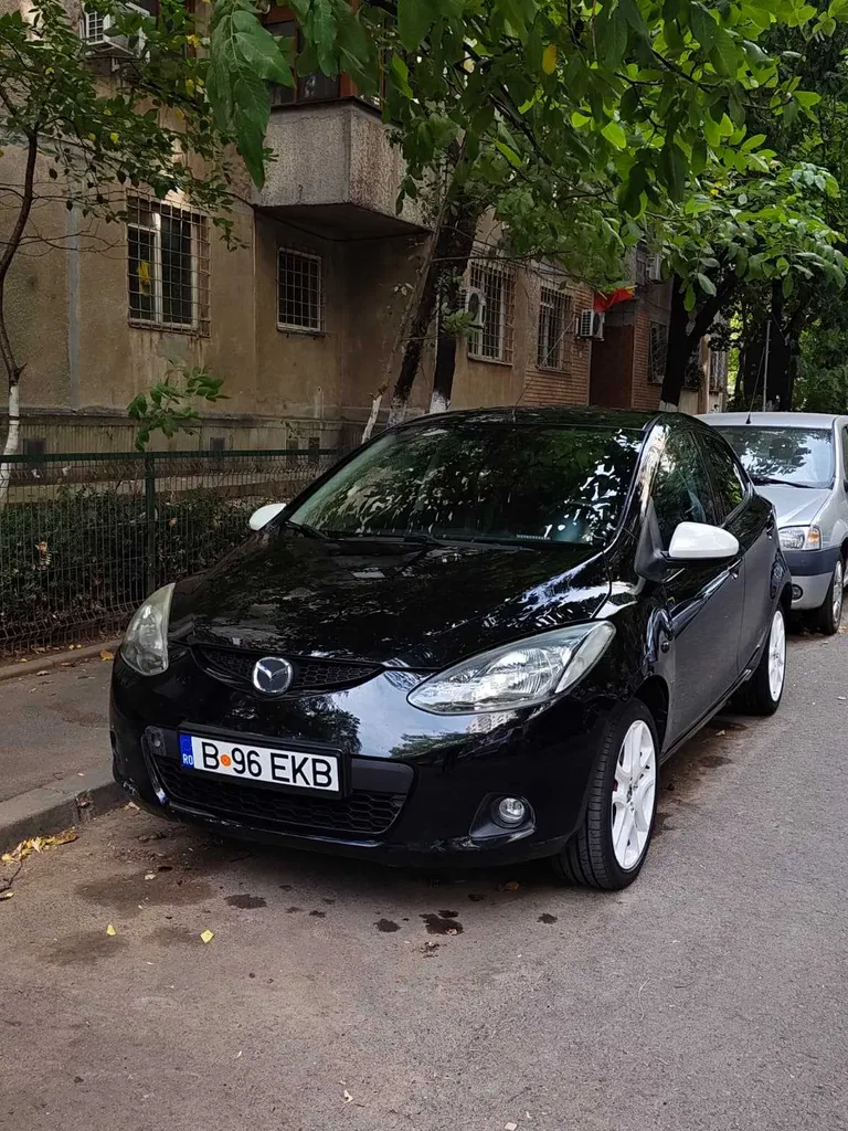 Fotografie: 2008 Mazda 2