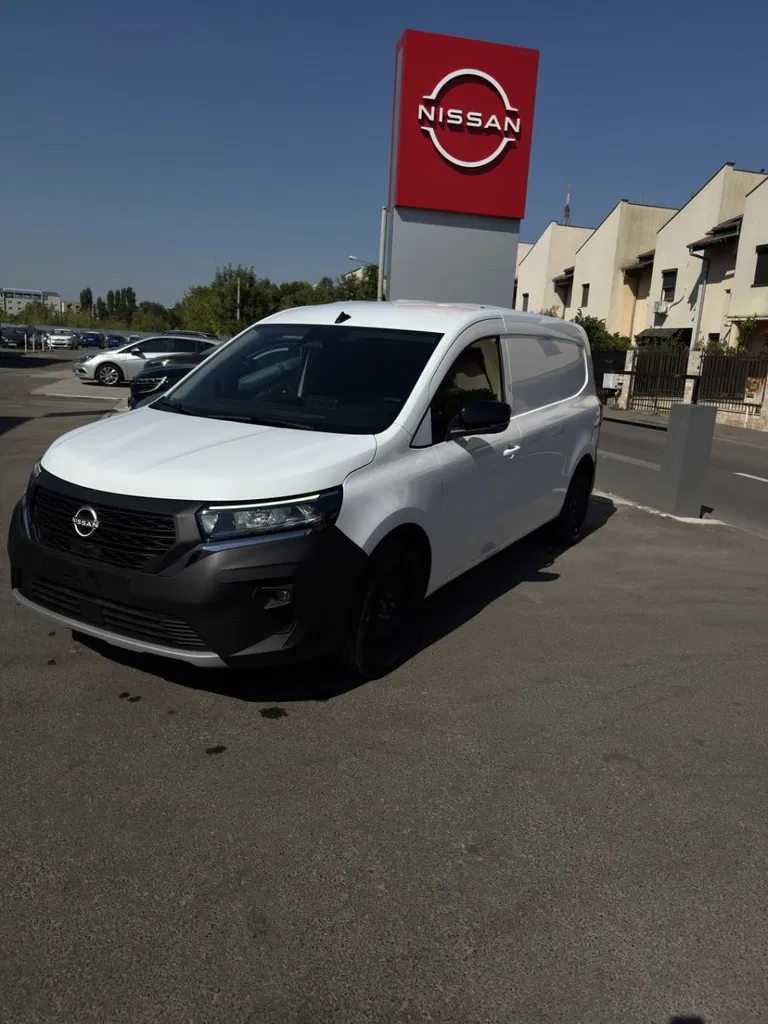 Fotografie: 2025 Nissan Townstar