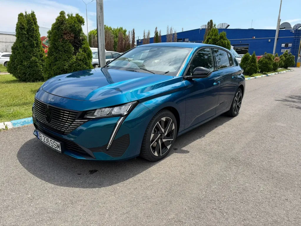 Fotografie: 2025 Peugeot 308