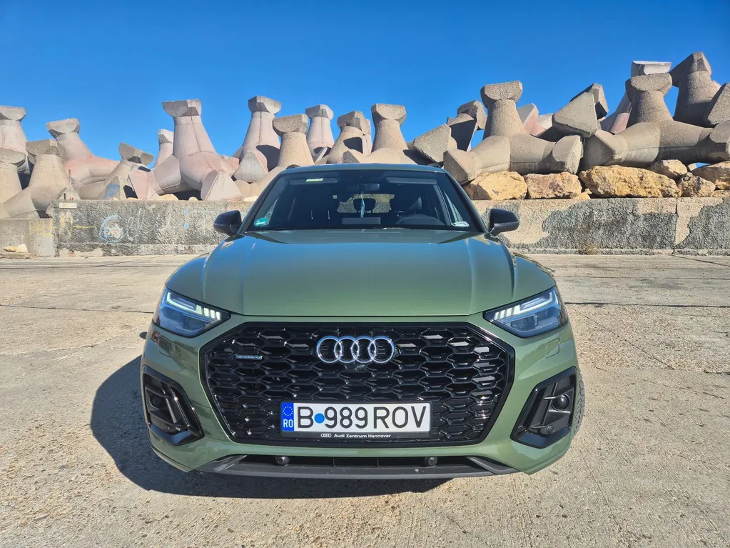 Fotografie: 2021 Audi Q5
