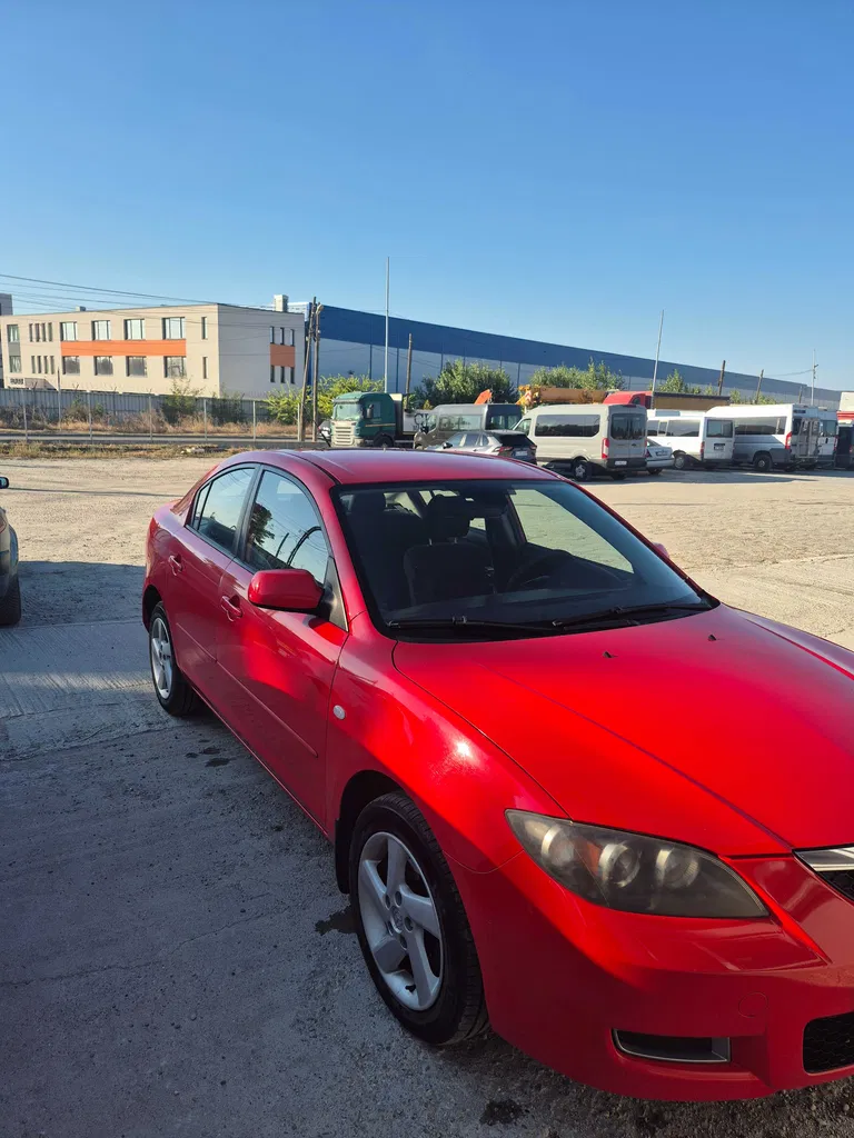 Fotografie: 2008 Mazda 3