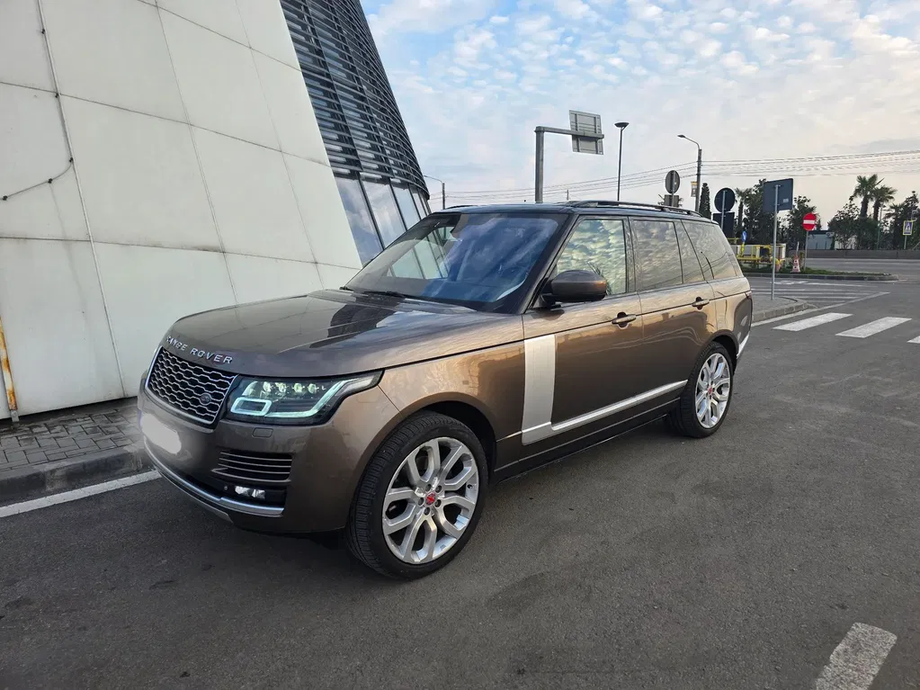 Fotografie: 2014 Land Rover Range Rover