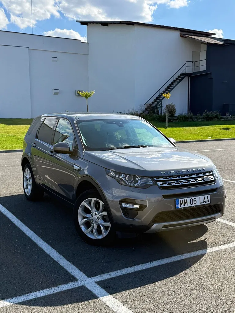 Fotografie: 2017 Land Rover Discovery Sport