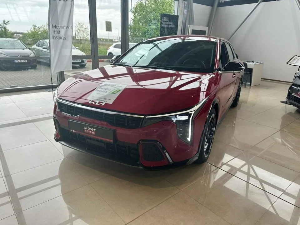 Fotografie: 2025 Kia K4