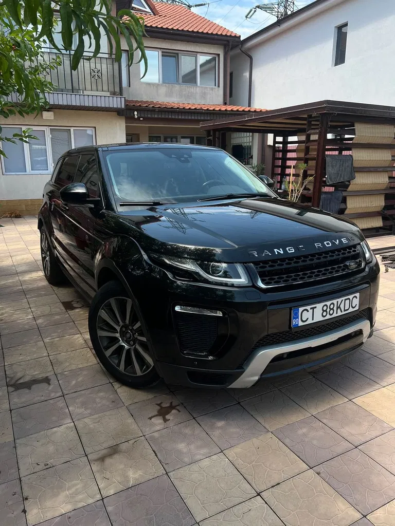 Fotografie: 2019 Land Rover Range Rover Evoque