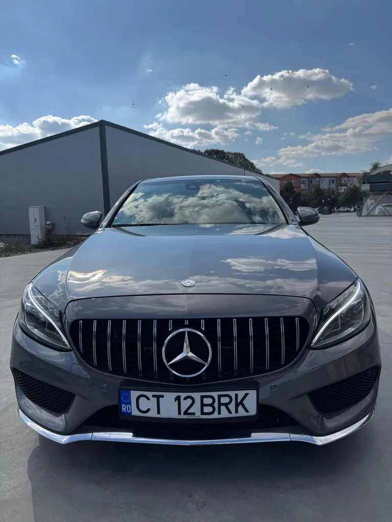 Fotografie: 2017 Mercedes-Benz C