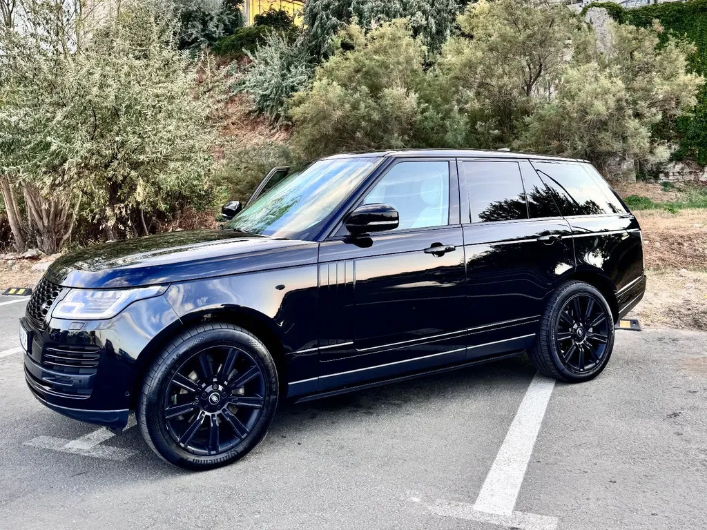 Fotografie: 2018 Land Rover Range Rover