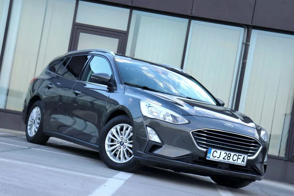 Fotografie: 2019 Ford Focus