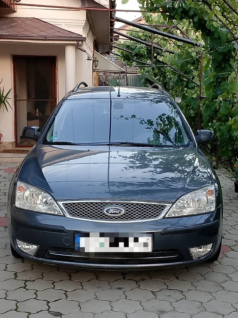 Fotografie: 2004 Ford Mondeo