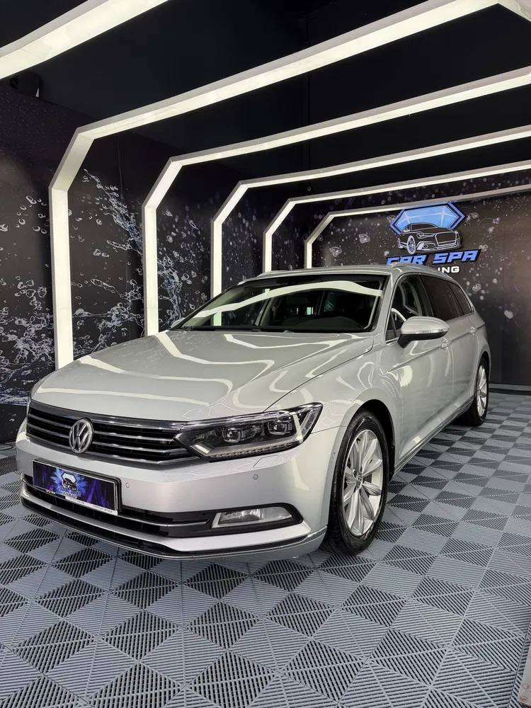 Fotografie: 2019 Volkswagen Passat