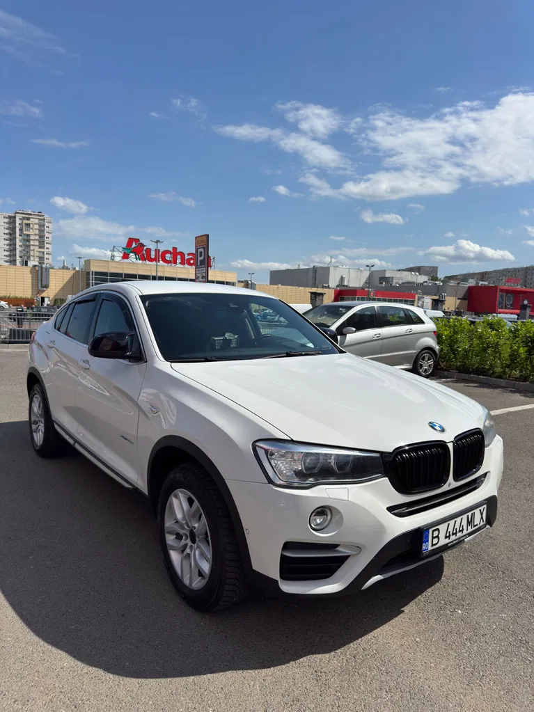 Fotografie: 2015 BMW X4