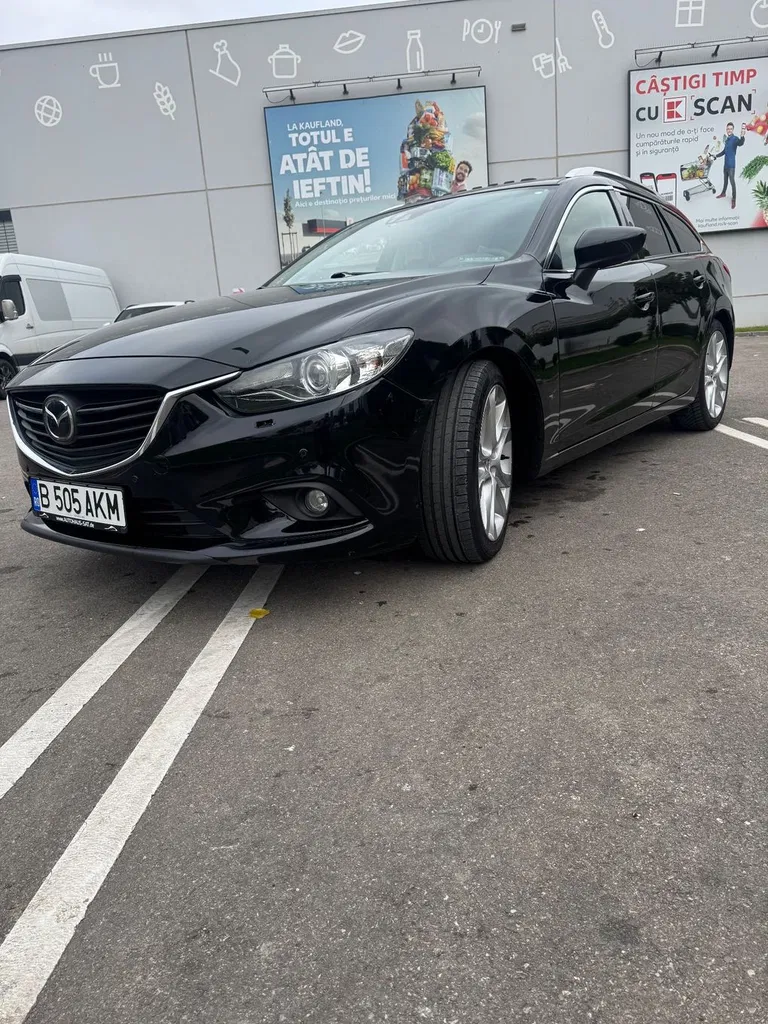 Fotografie: 2014 Mazda 6
