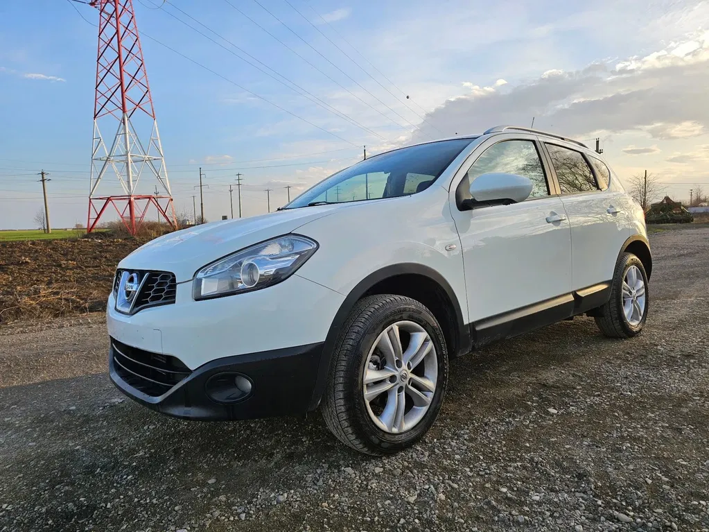Fotografie: 2012 Nissan Qashqai