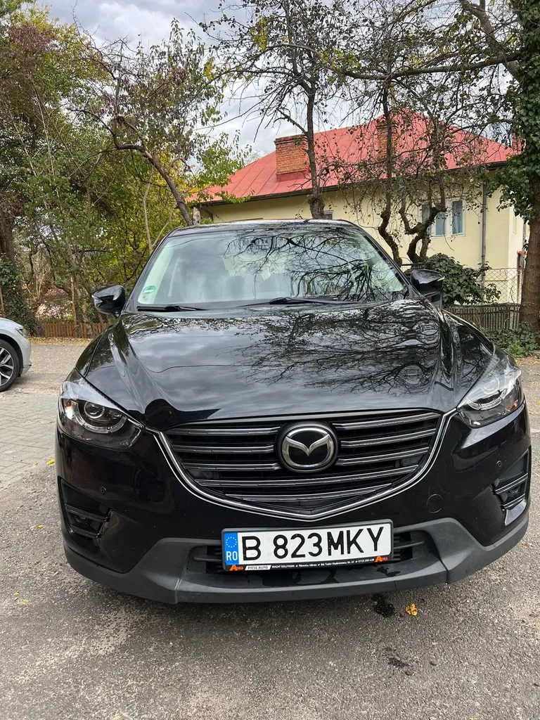 Fotografie: 2015 Mazda CX-5
