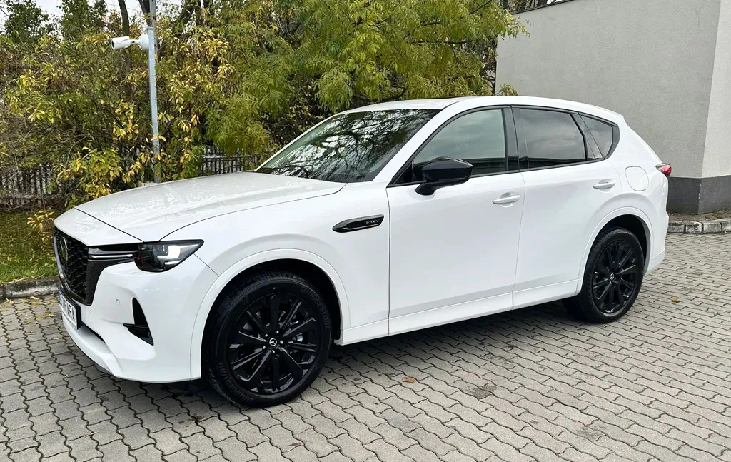 Fotografie: 2024 Mazda CX-60