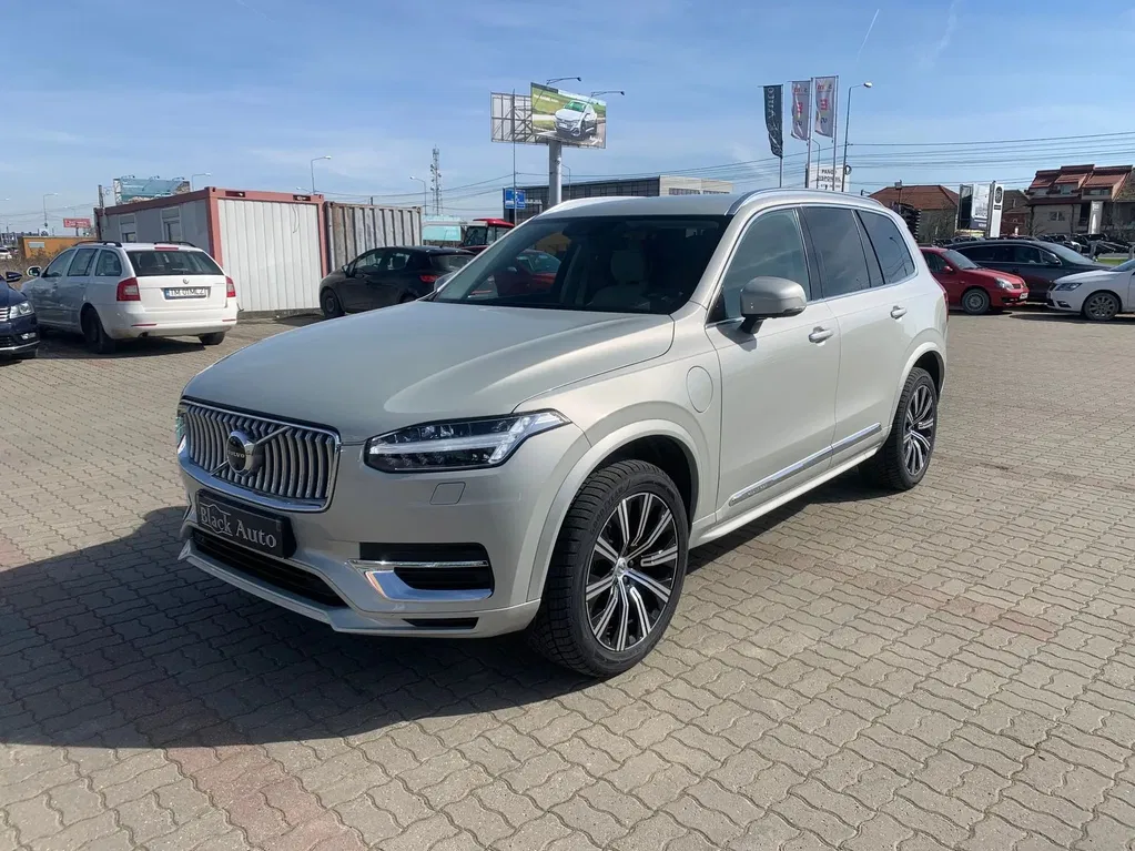 Fotografie: 2022 Volvo XC 90