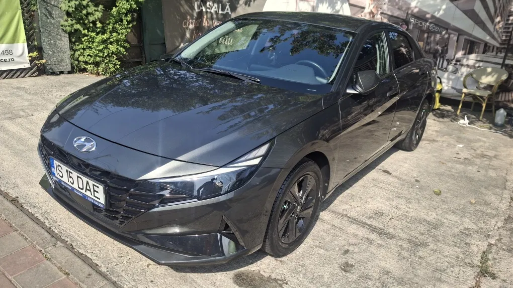 Fotografie: 2021 Hyundai Elantra