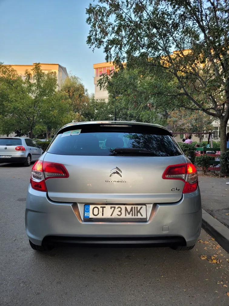 Fotografie: 2013 Citroen C4