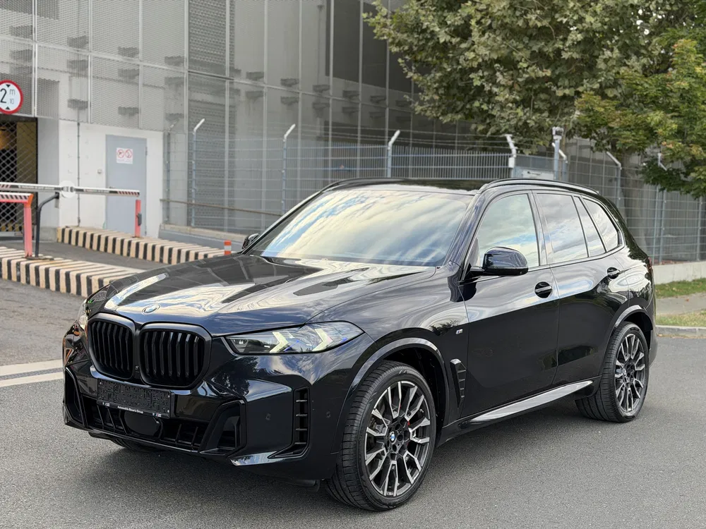 Fotografie: 2025 BMW X5