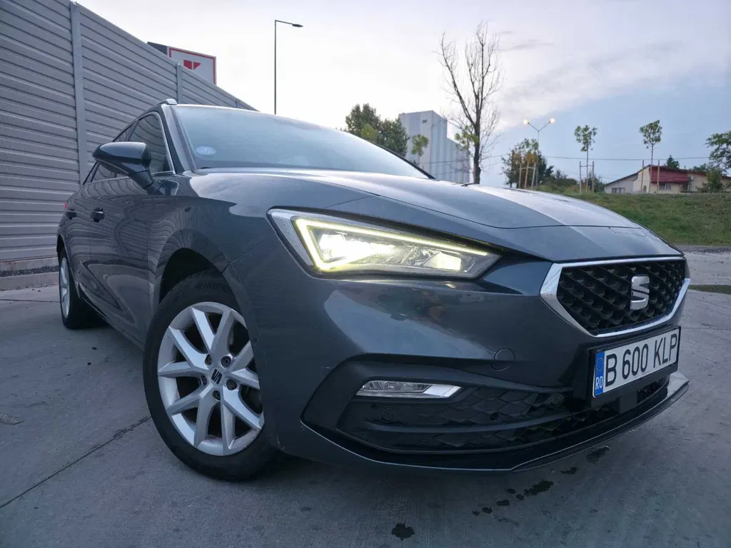 Fotografie: 2022 Seat Leon