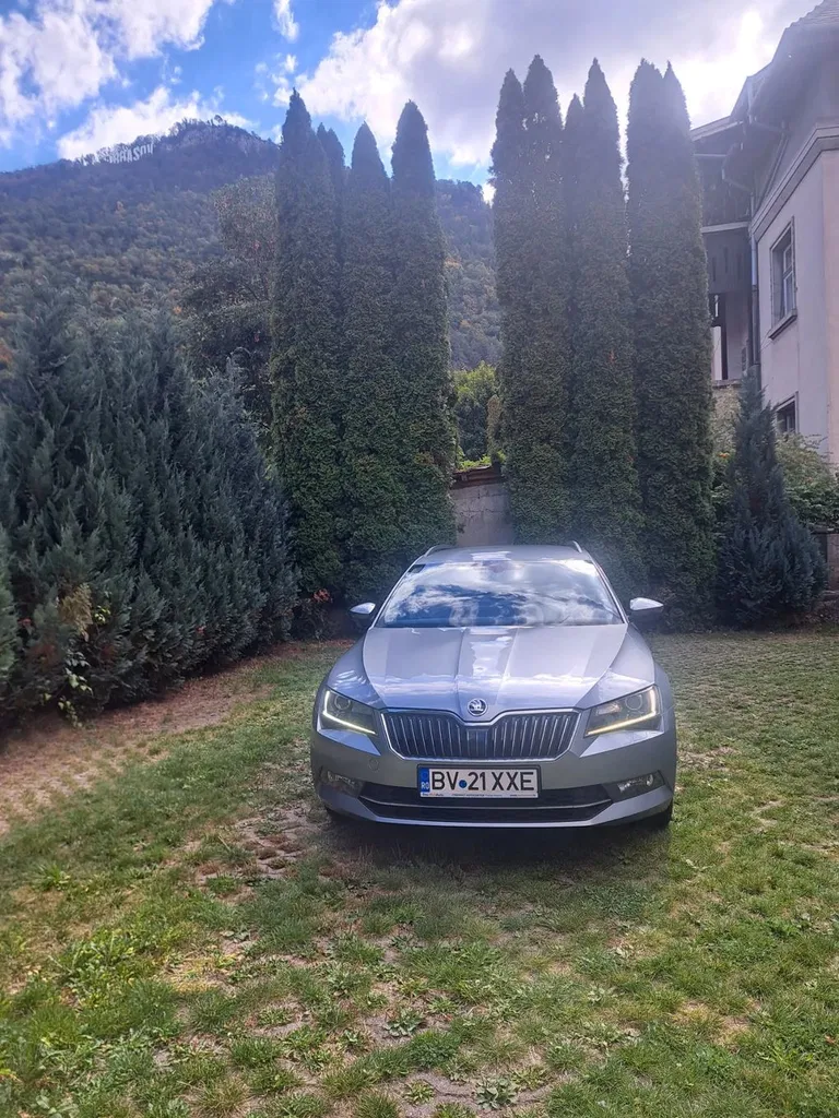 Fotografie: 2017 Skoda Superb