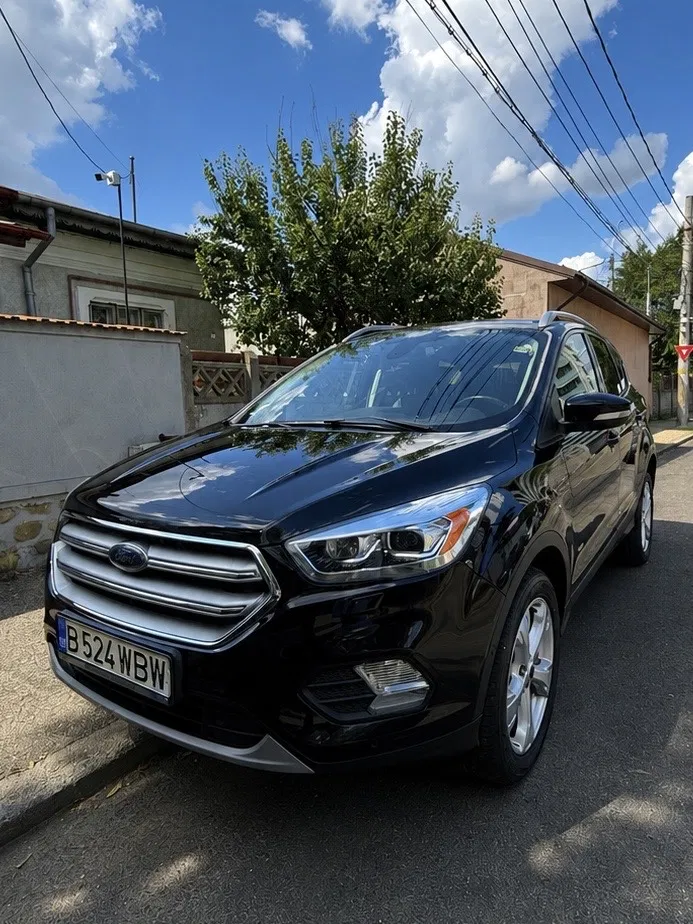 Fotografie: 2017 Ford Kuga