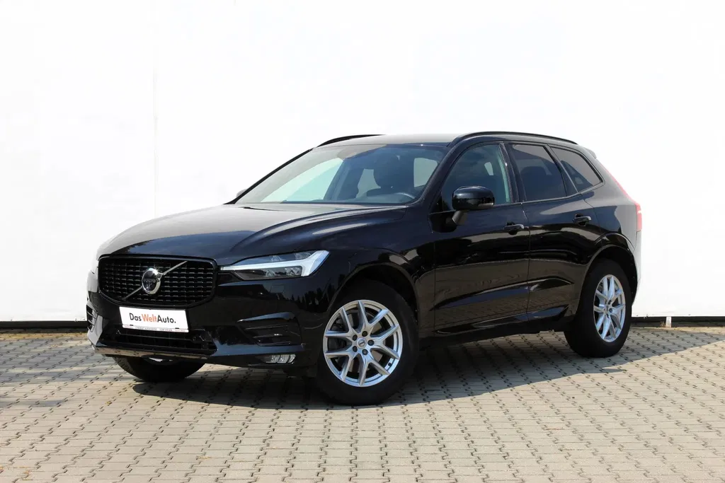 Fotografie: 2021 Volvo XC 60