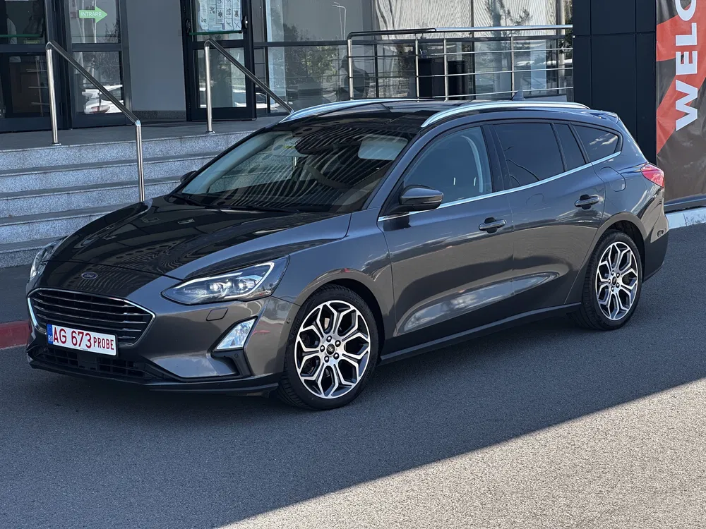 Fotografie: 2019 Ford Focus