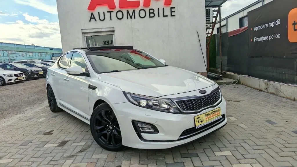 Fotografie: 2015 Kia Optima