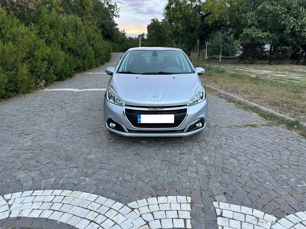 Fotografie: 2018 Peugeot 208