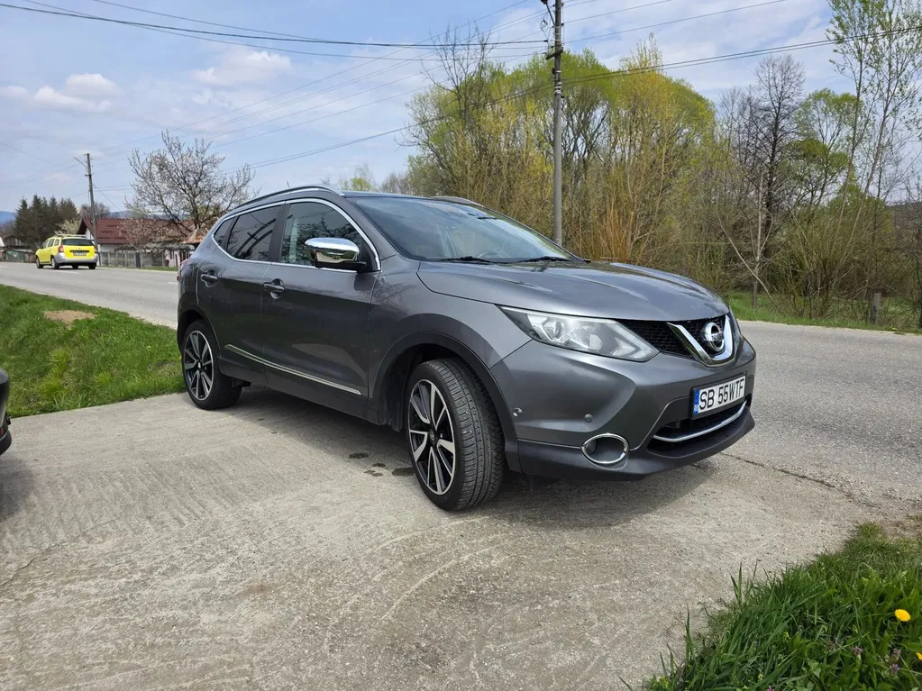 Fotografie: 2015 Nissan Qashqai