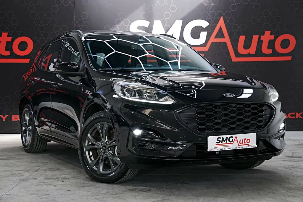 Fotografie: 2021 Ford Kuga