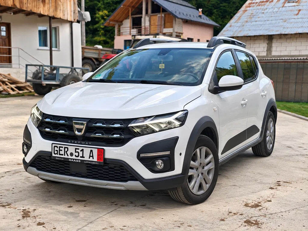 Fotografie: 2022 Dacia Sandero Stepway
